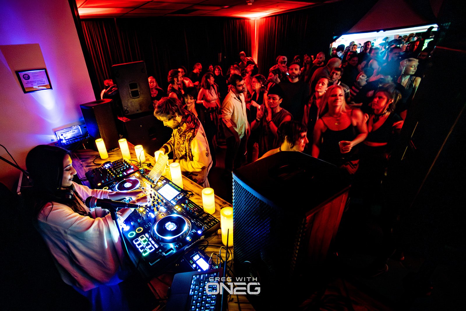 woman dj with a lare audience