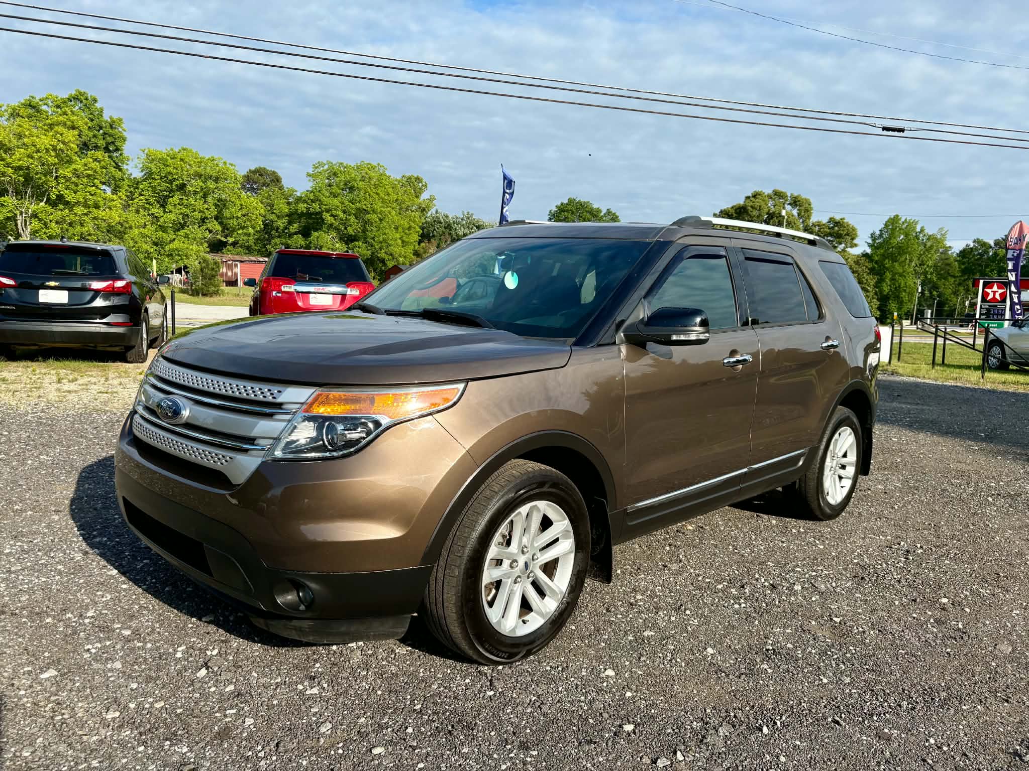 2015 Ford Explorer XLT 4x4's photo
