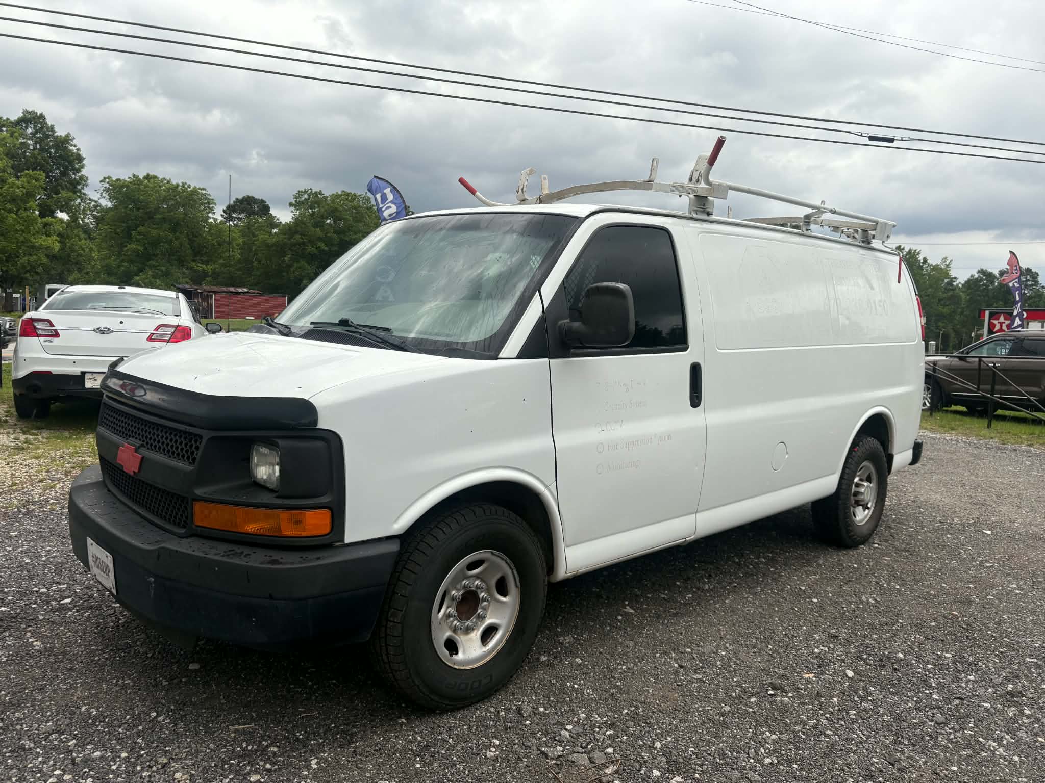 2014 Chevrolet Express's photo