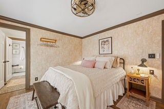 Lucy's Room - Only Available to Onsite Sponsored Artists