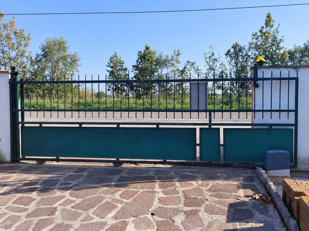 Riparazione cancelli in ferro Verona e provincia