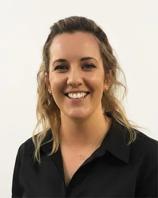 Sara Thompson - CX & Office Manager