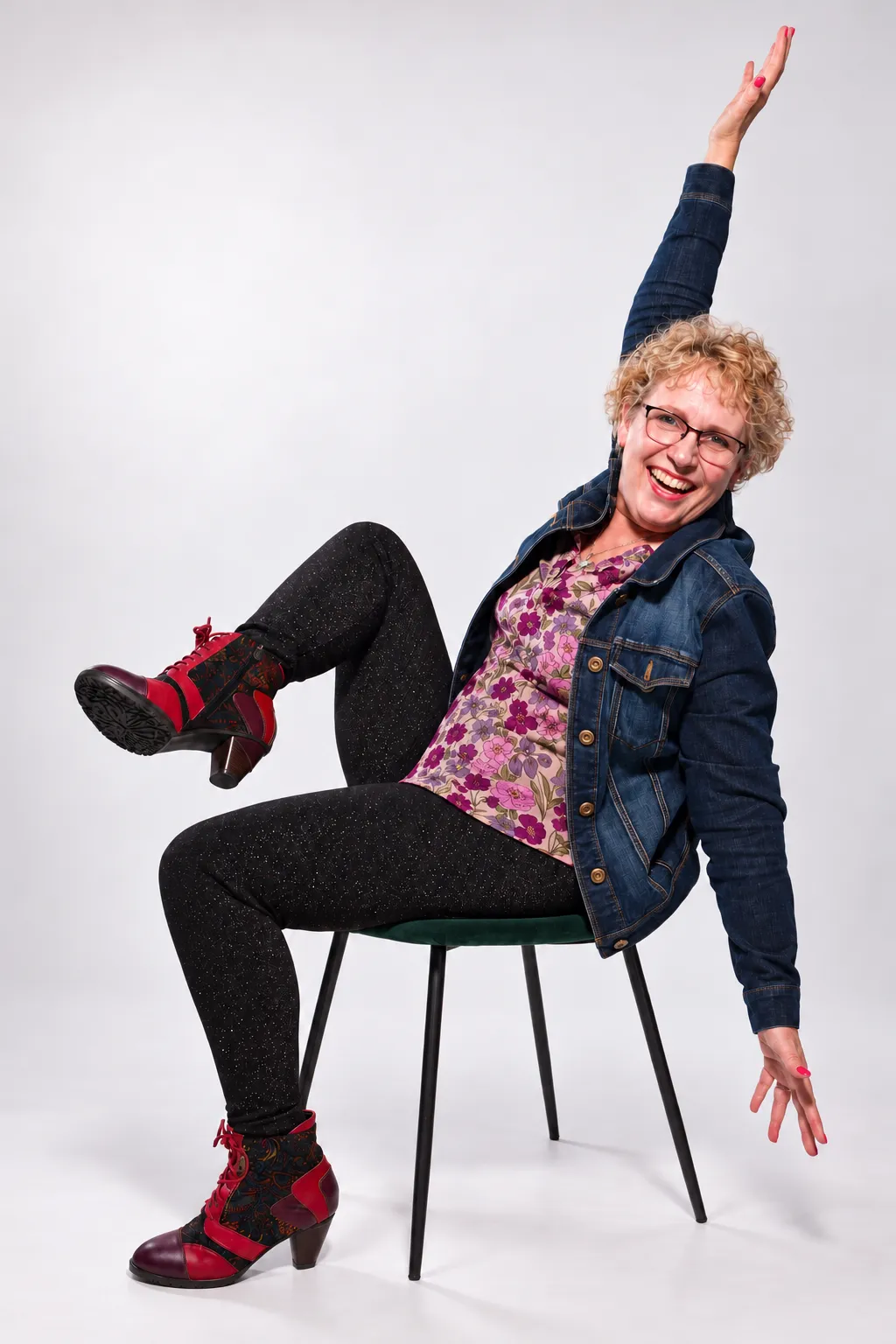 Dotty Scott in red boots, Build Your Brilliance Bank workshop instructor