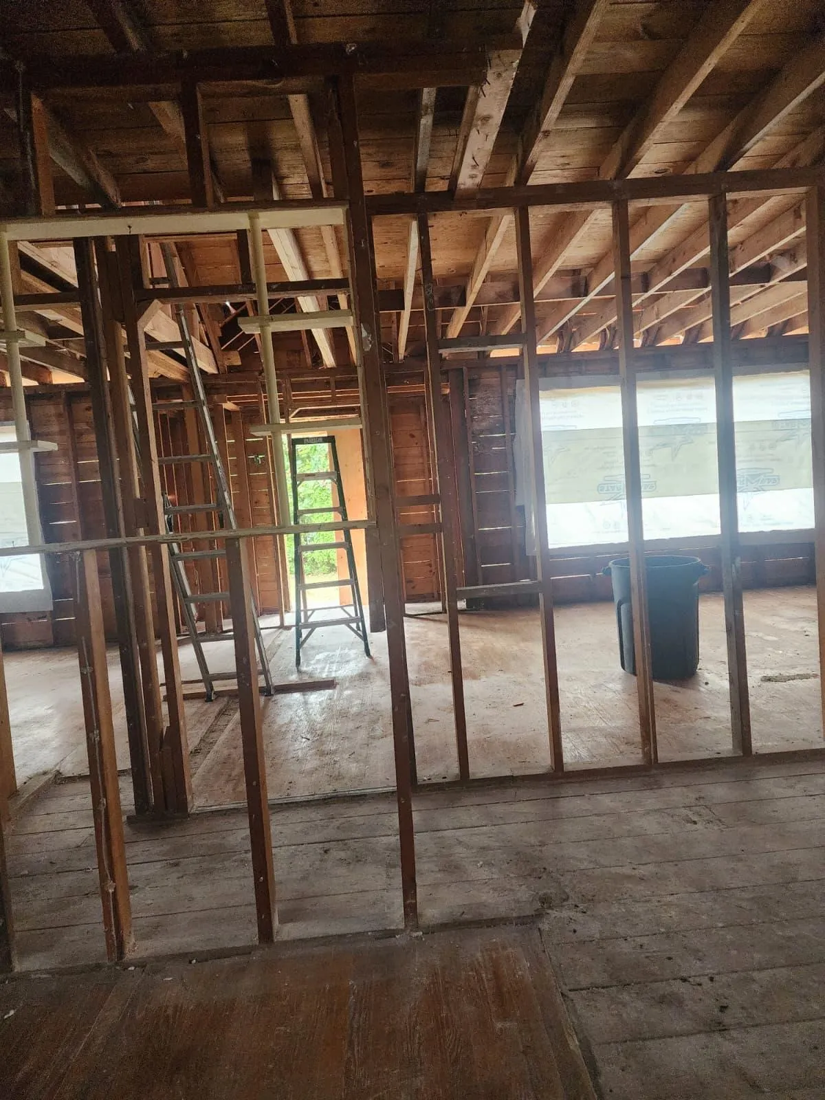 {{ custom_values.service_1 }} in {{custom_values.biz_area_1})