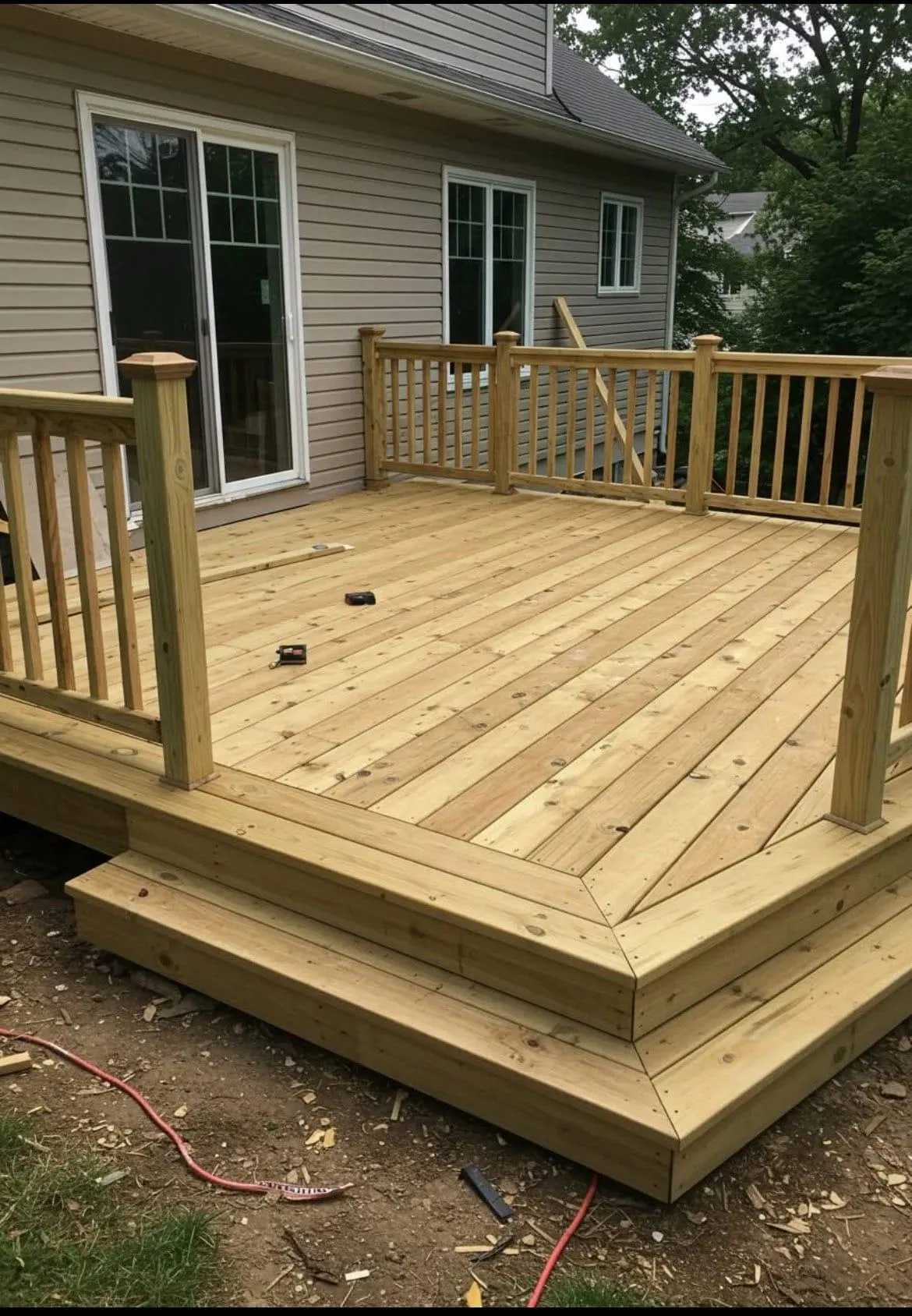Deck construction in Suffolk County, New York