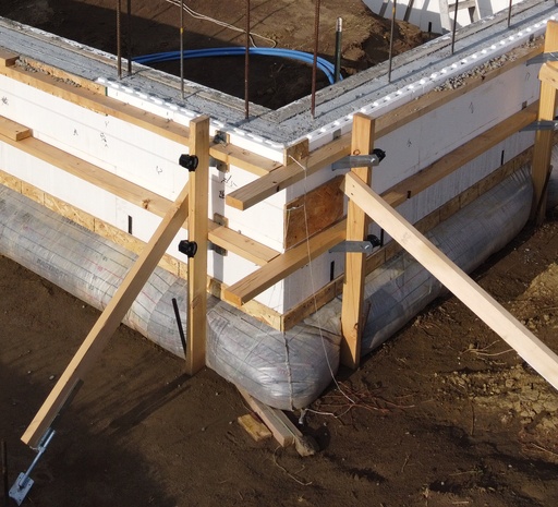 Fast- Foot Monopour (MP) system allows concrete contractors to pour footings and walls at the same time.
