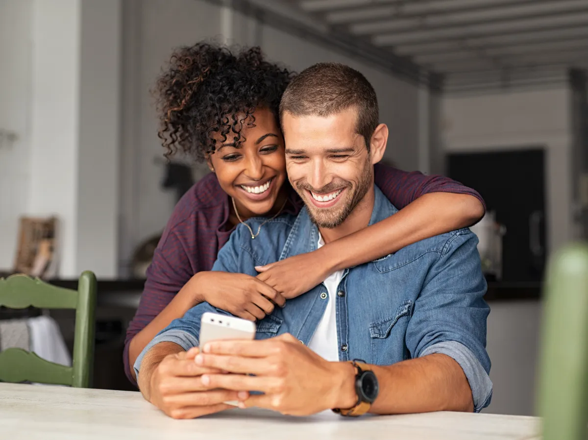 Happy Couple Receive a Real Deal Cash Offer from the Yellow Property Experts