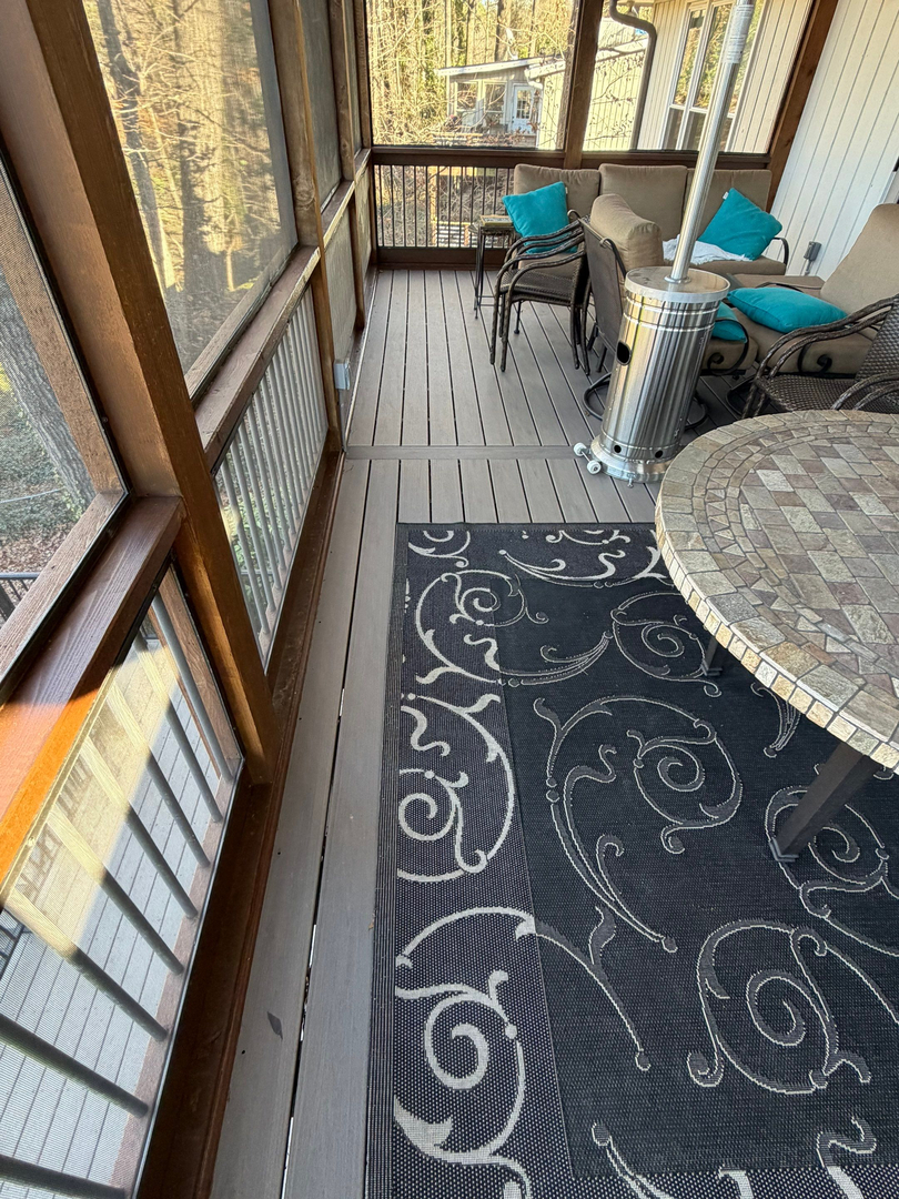 Kennesaw's Choice for Screened Porch Building