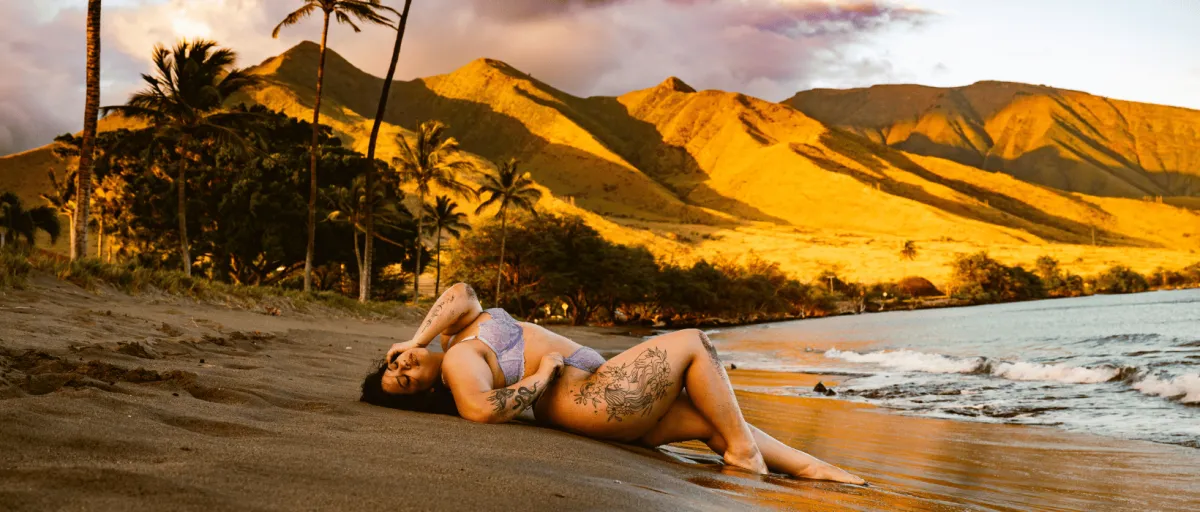 Women on the beach in Maui, Release Your Siren Retreat, Hawaii