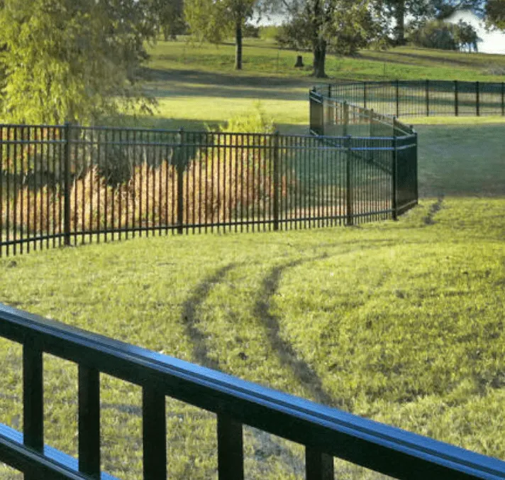 commercial fence near me jacksonville