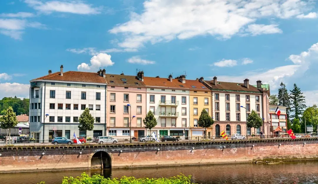 Shed Of Milwaukee - Magasin de Moto - Épinal