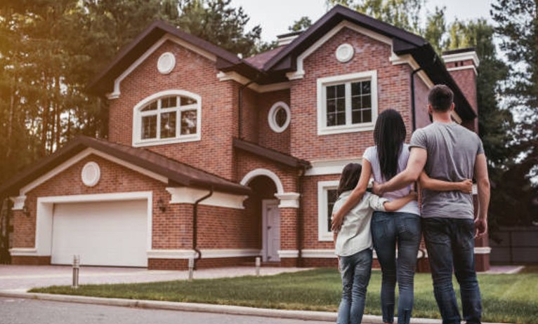  Benefits of Early Roof Repair: Saving Money & Avoiding Damage