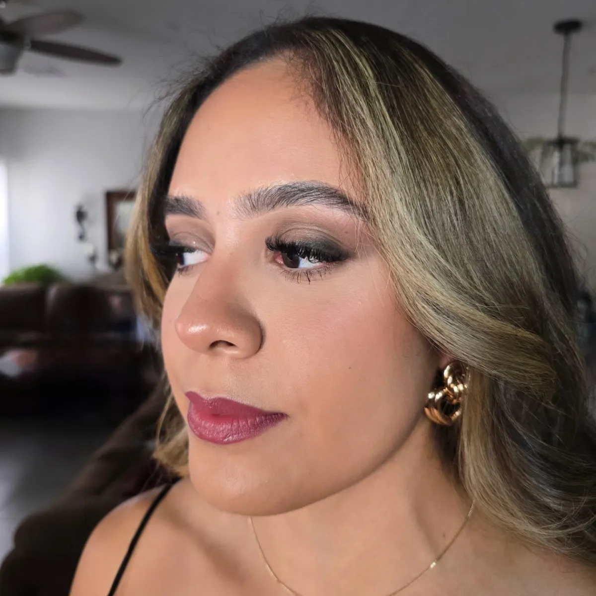 Professional mobile makeup services by HMU Studio for weddings, events, and nights out in Las Vegas and nearby areas.