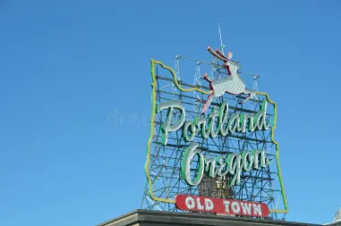 Custom decks and rooftop builds in Portland