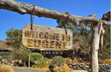 Cedar and composite decks in Eugene, OR