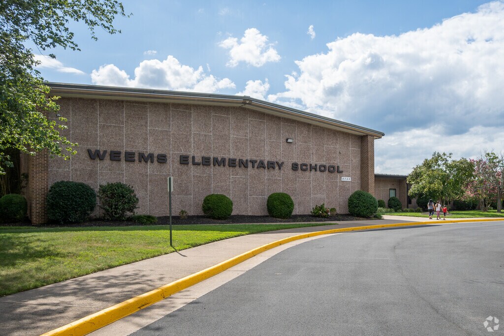 Family Legacy Fitness supporting Weems Elementary School Family Game Night in Manassas Virginia