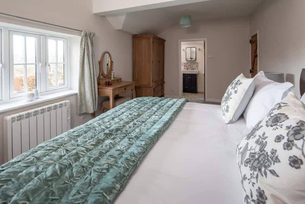 Platinum laundry services linen hire and commercial laundry dorset