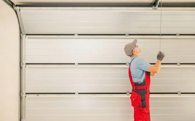 Hutto Garage doors repairs overhead doors.
