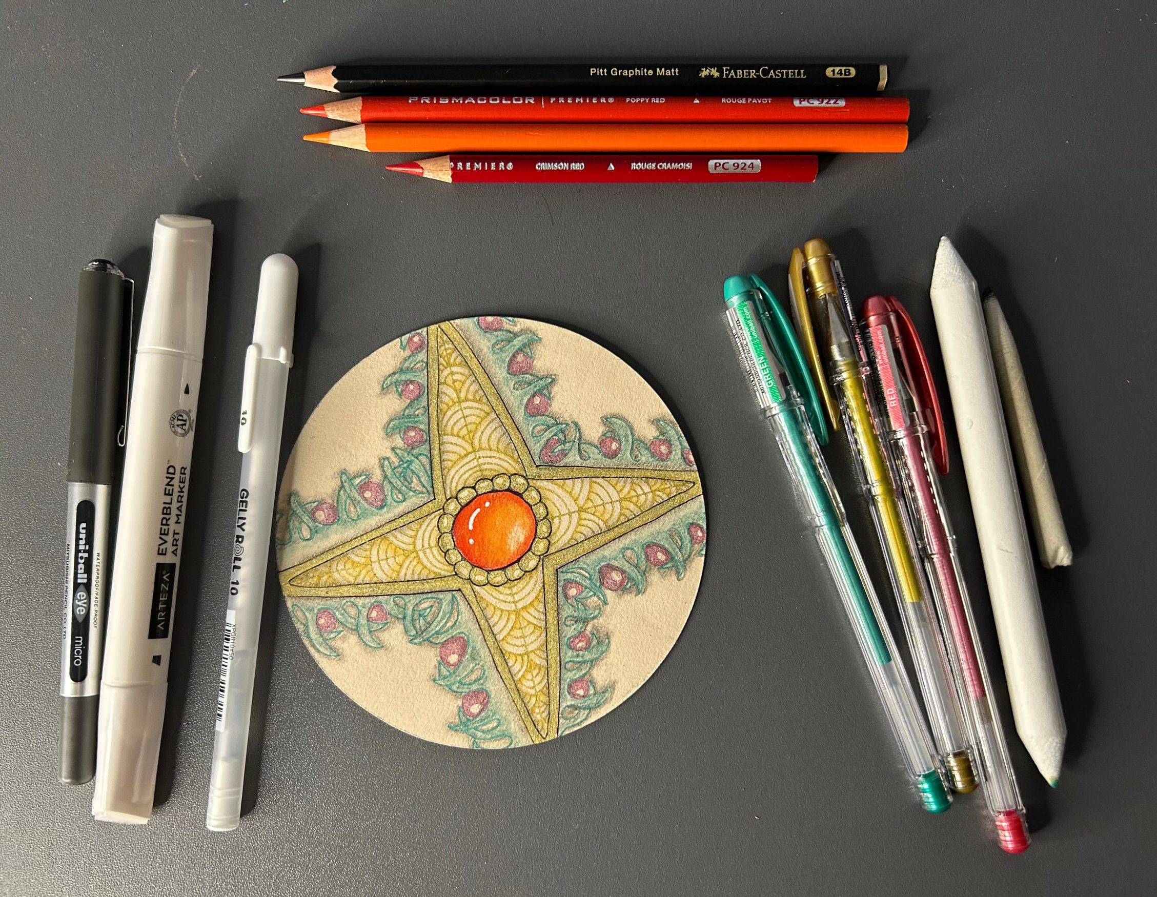 5 Festive Zentangle® Tutorials for a Creative Christmas