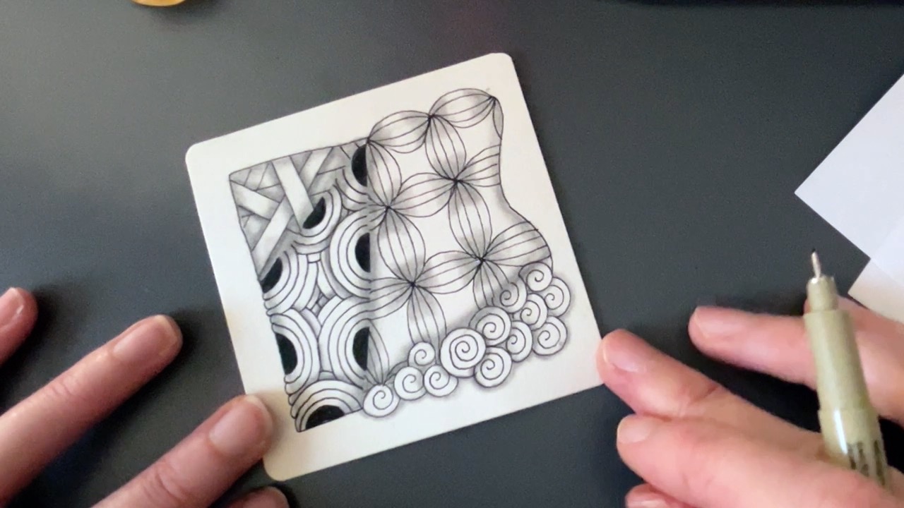 Lisa Crow creating a Zentangle tile during her Introduction to The Zentangle® Method online course