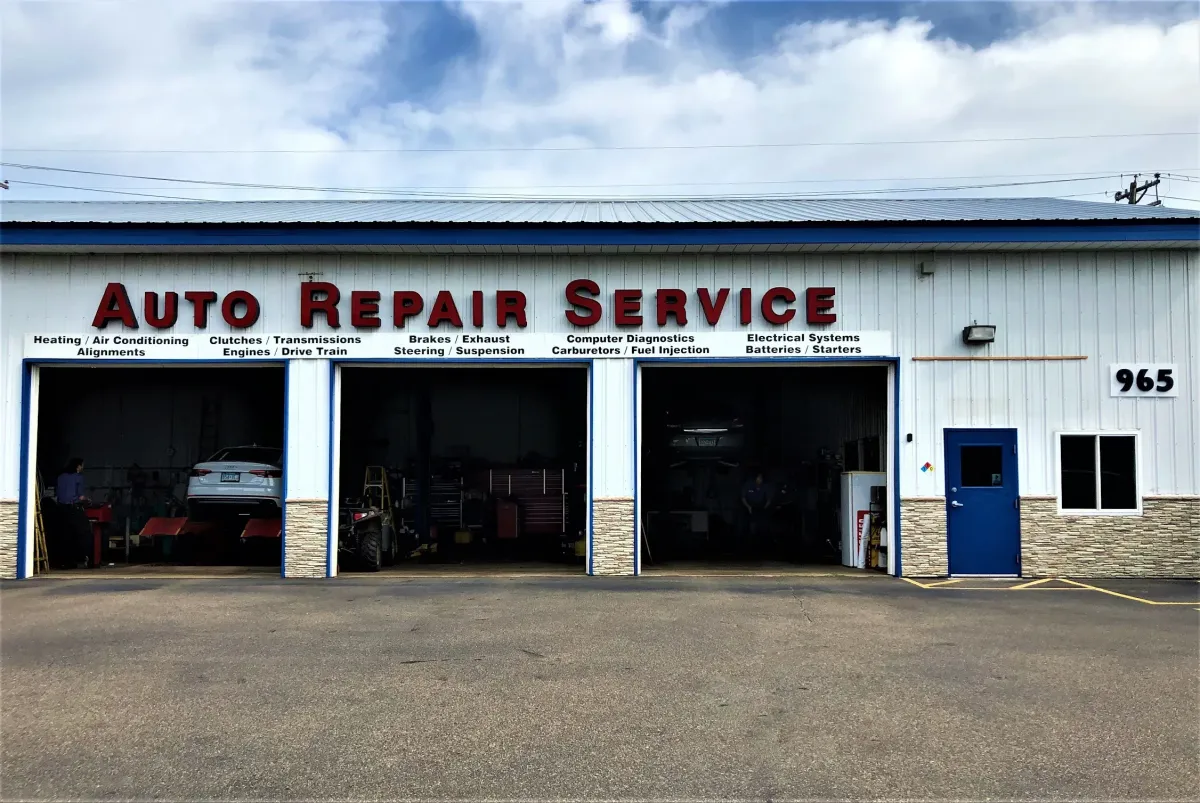 Hanson Family Auto, auto repair shop, vehicle repair