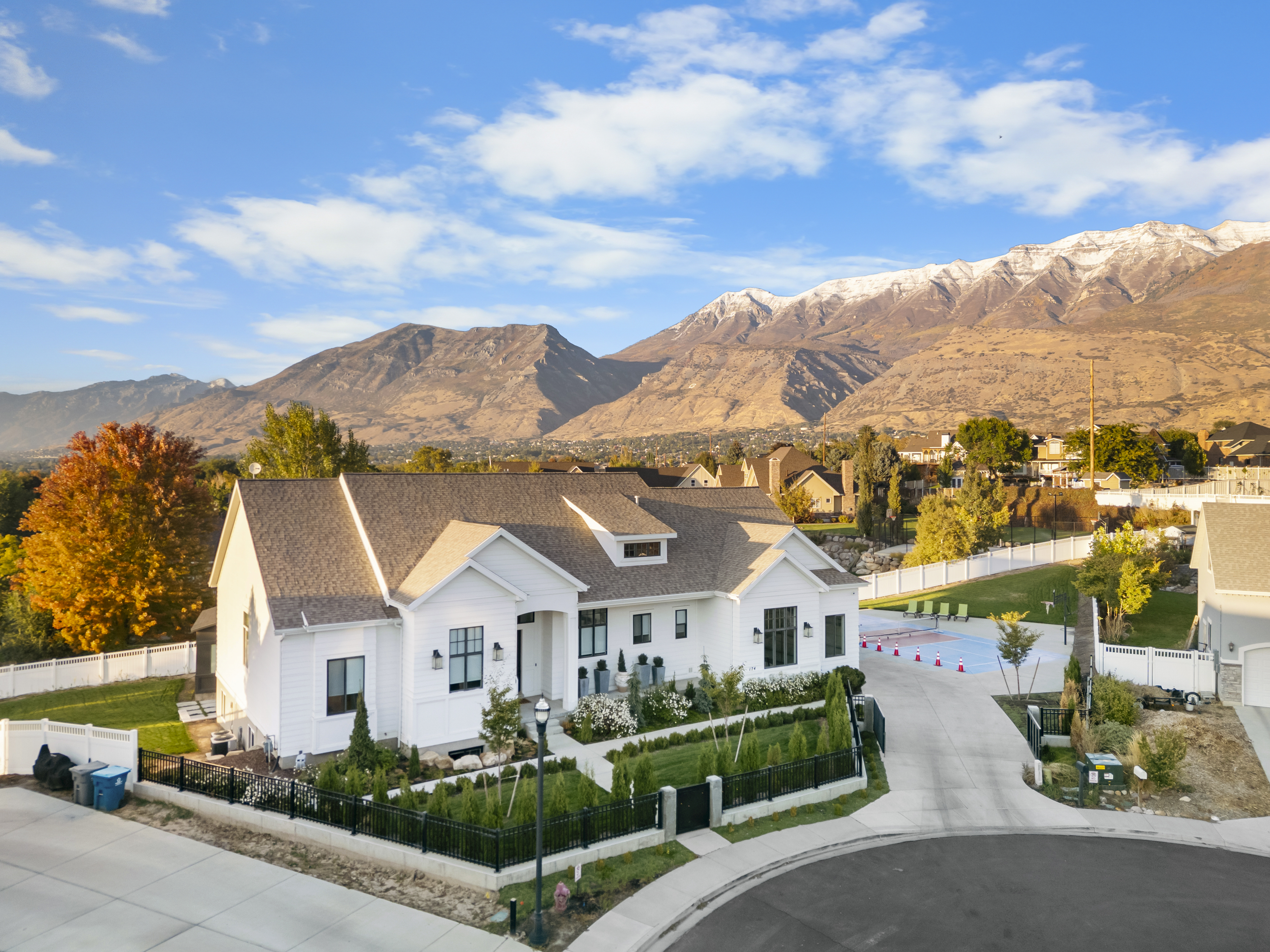 Sunlit city loft vacation rental