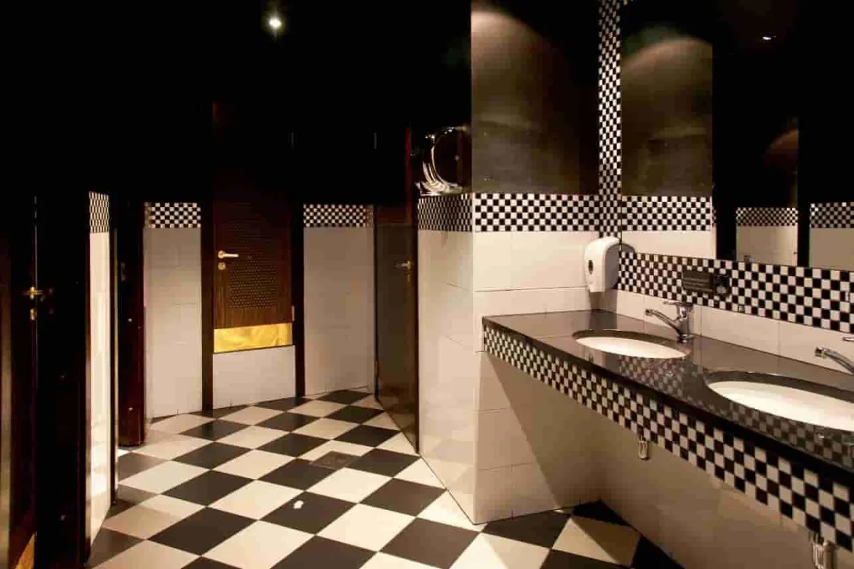 restaurant bathroom refinishing