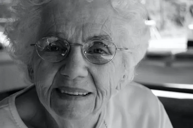 Old woman with glasses