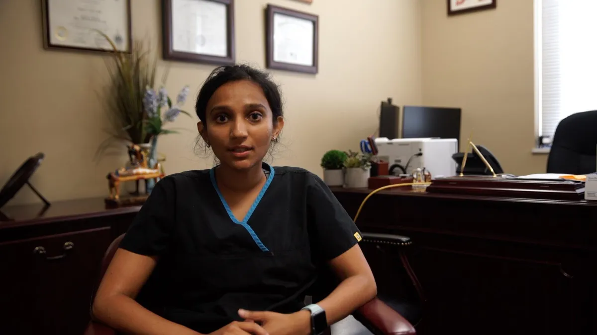  Dr. Vidisha Shah  Physical Therapist
