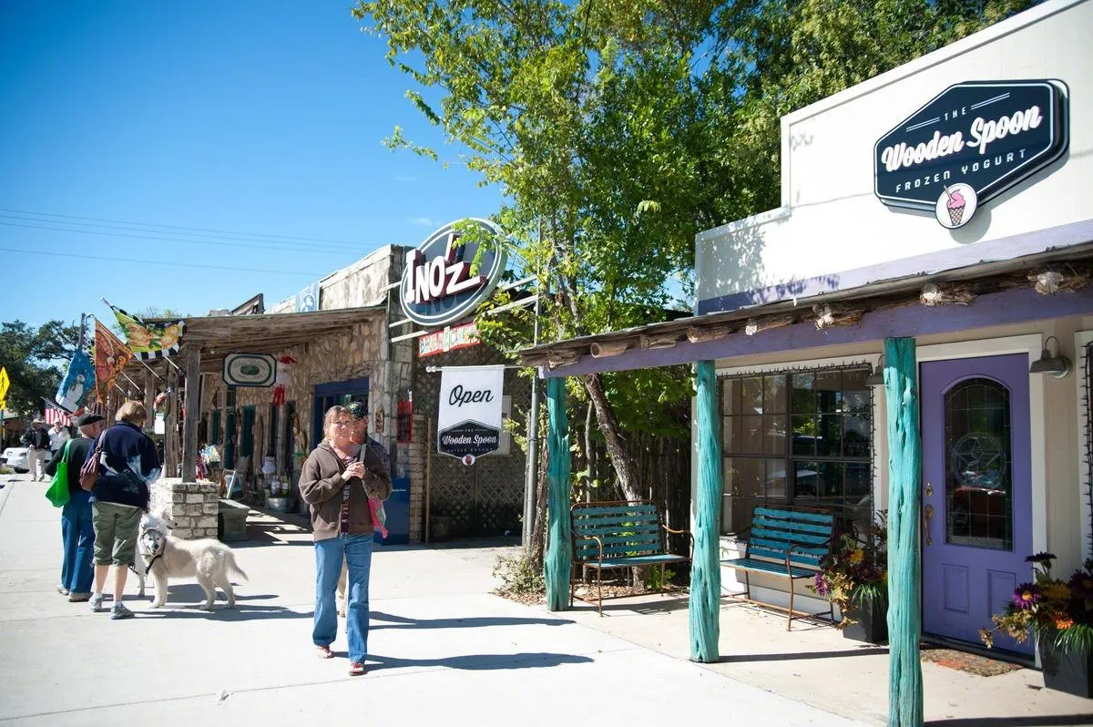 Wimberley, Texas square. Ino'z and the wooden spoon.
