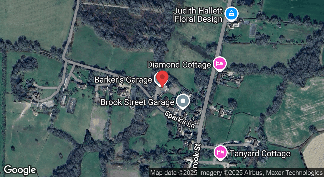 Lower Yard, Sparks Lane, Brook Street, Cuckfield RH17 5JP, UK