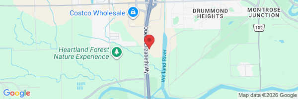 8108 Oakwood Dr, Niagara Falls, ON L2G 0J1, Canada