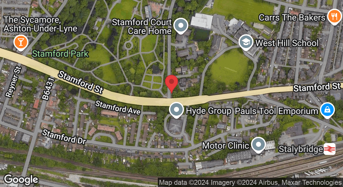118 Astley Rd, Stalybridge SK15 1RA, UK