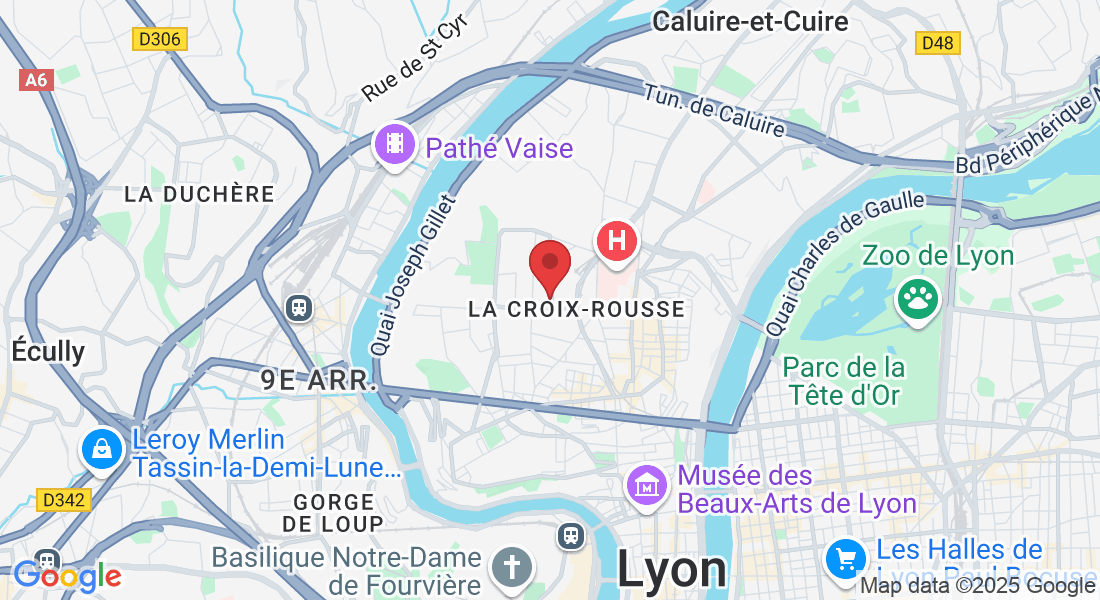 Métro C Arrêt HENON à 2 min Parking privé, 51 Rue Deleuvre, 69004 Lyon, France