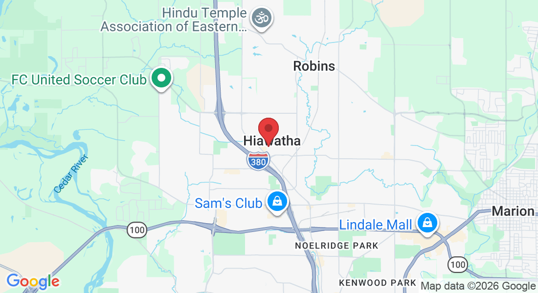 1212 Dina Ct, Hiawatha, IA 52233, USA