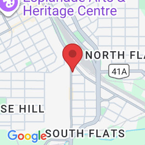 665 Kingsway Ave SE #4, Medicine Hat, AB T1A 2W8, Canada