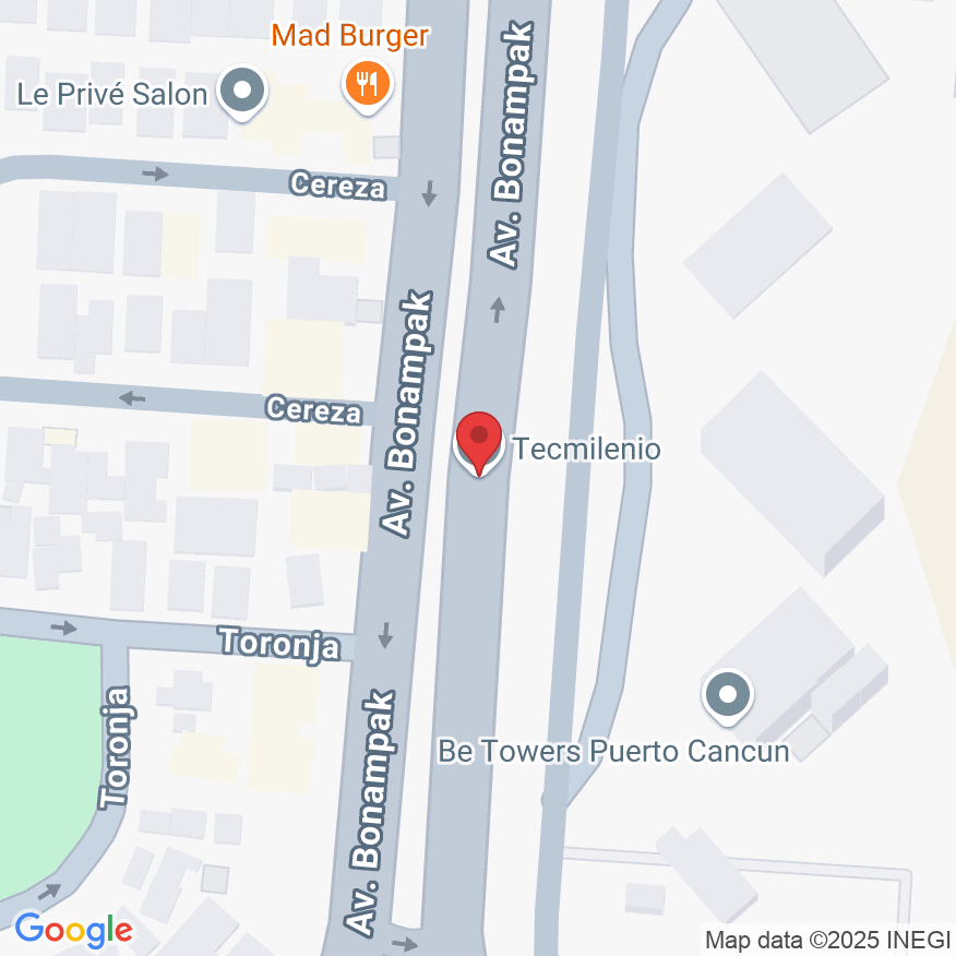 Av. Bonampak, Cancún, Q.R., México
