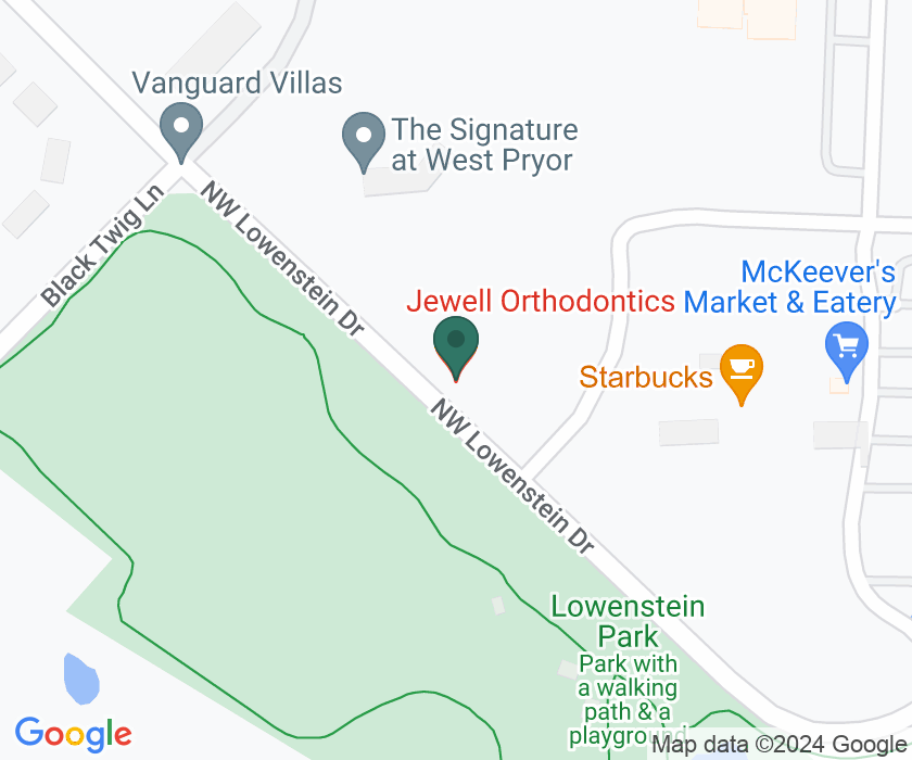 2070 NW Lowenstein Dr suite c, Lee's Summit, MO 64081, USA