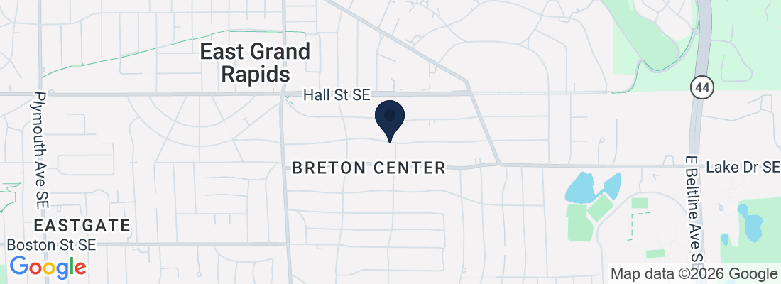 Oakwood Dr SE, East Grand Rapids, MI 49506, USA
