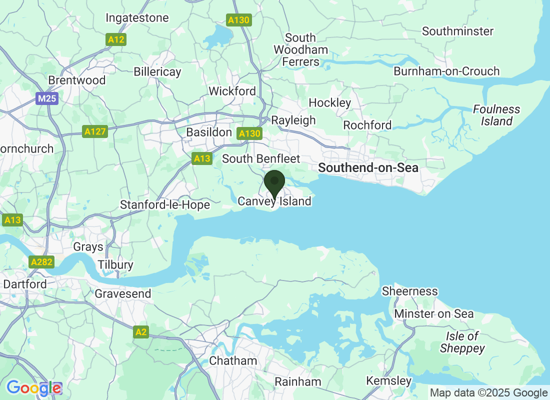19 Beverley Ave, Canvey Island SS8 0DN, UK