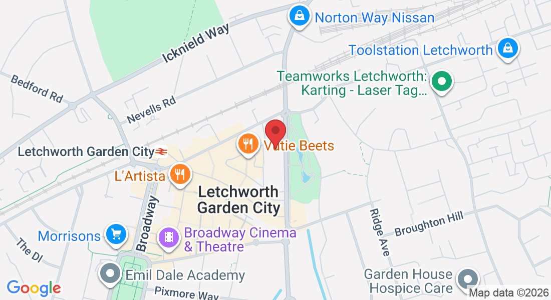 107 Norton Way S, Letchworth Garden City SG6 1NY, UK