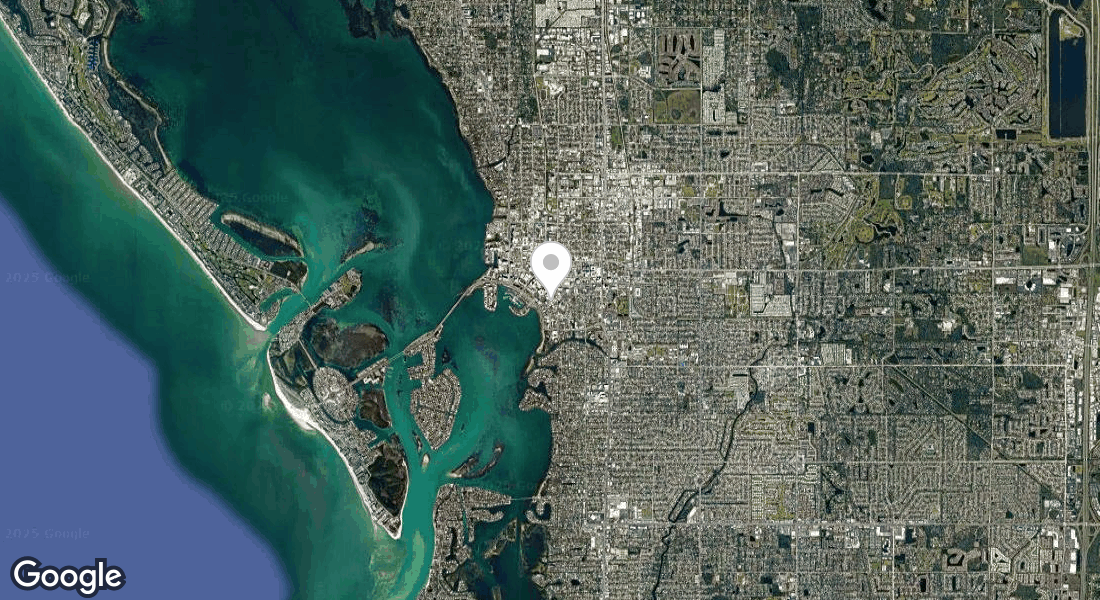 418 S Pineapple Ave, Sarasota, FL 34236, США