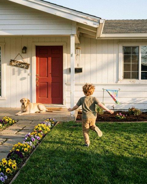 First impressions decide whether buyers give your home a second thought or move on, and in Fresno, where more listings compete for attention before the spring rush, curb appeal is your best weapon.