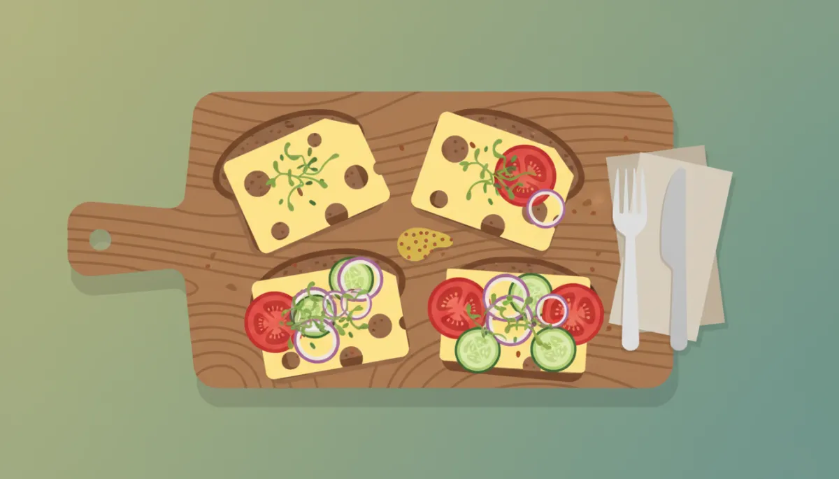 Belegde sneetjes roggebrood met kaas, groenten en mosterdzaadkiemen op een snijplank Belegde sneetjes roggebrood met kaas, groenten en mosterdzaadkiemen op een snijplank