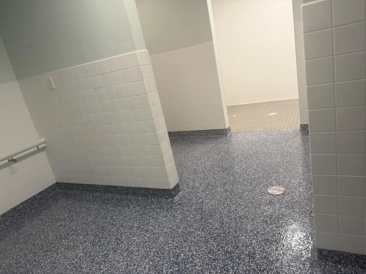 Decorative flake floor project — IMG_9562