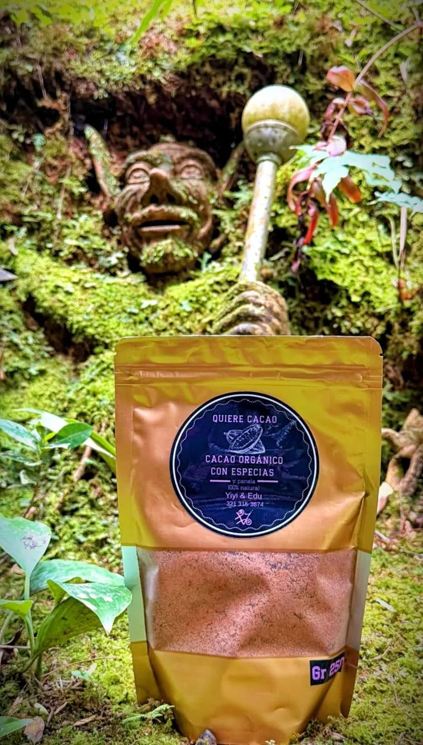 Detalle del empaque de cacao artesanal