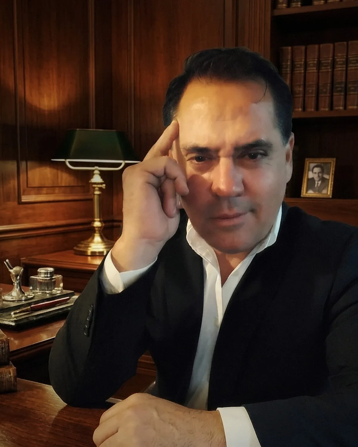 Halcón Rodz - Fundador y Director Estratégico de GENIA