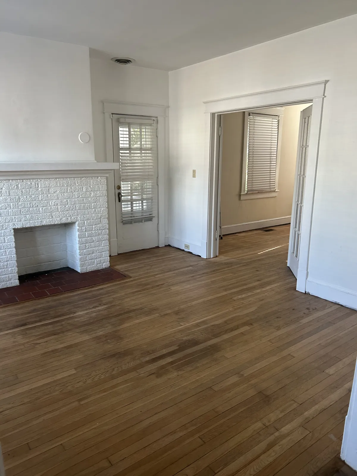 Living room with fireplace