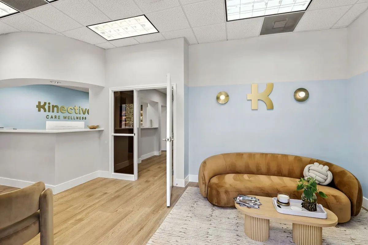 2-web-or-mls-10155-w-colonial-dr