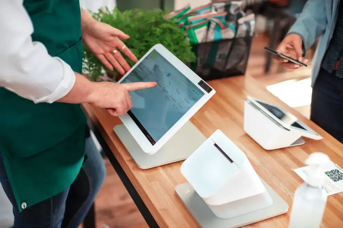 Clover station accepting a customer payment
